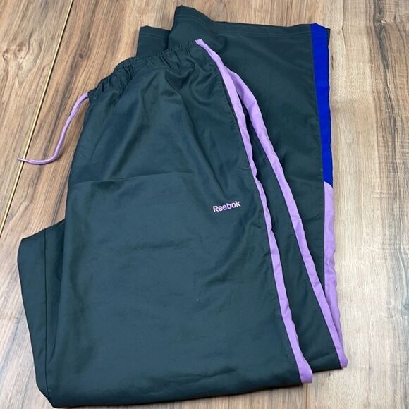 Reebok. Ladies workout basketball track pants. Med - Picture 4 of 13